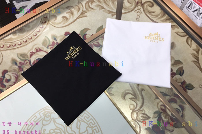 NEW 에르메스 반팔티 신상 H 4242111