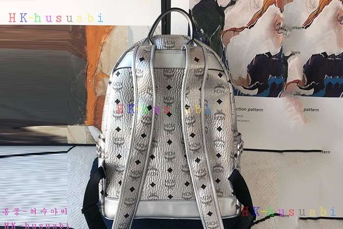 NEW 엠씨엠 백팩 신상 M 22245