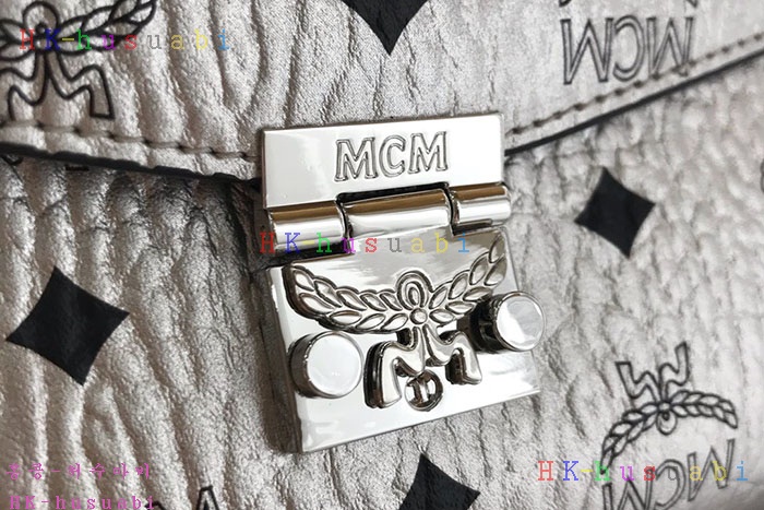 NEW 엠씨엠 크로스백 신상 M 222424