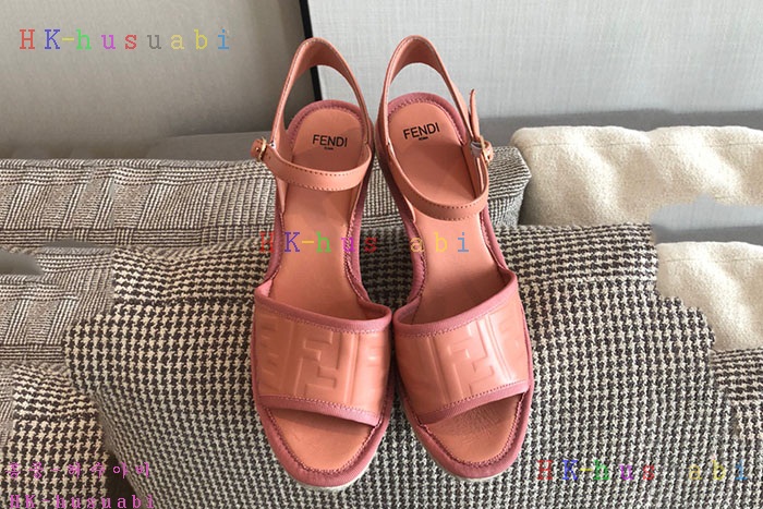 NEW  펜디 신발 신상 FD 642552
