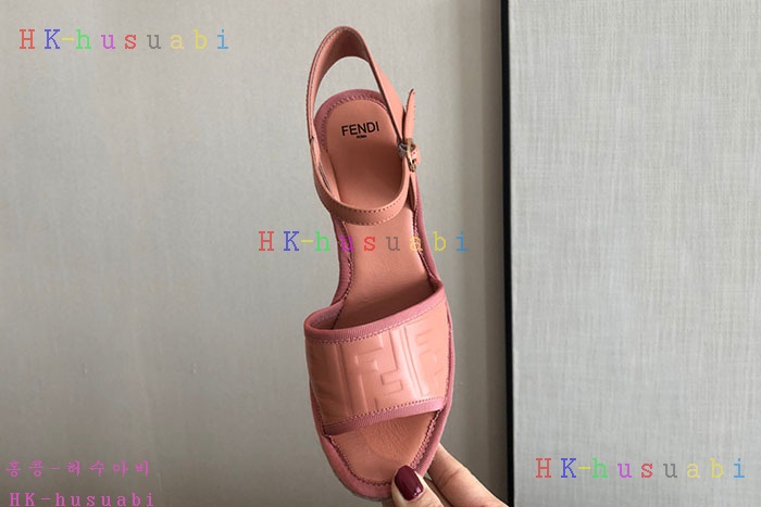 NEW  펜디 신발 신상 FD 642552