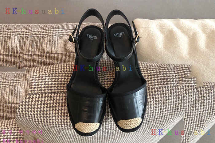 NEW  펜디 신발 신상 FD 642557