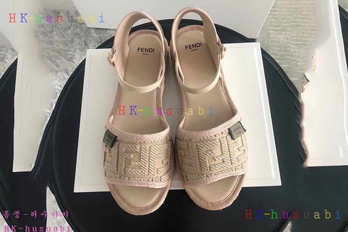 NEW  펜디 신발 신상 FD 642559