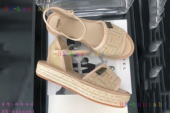 NEW  펜디 신발 신상 FD 642559