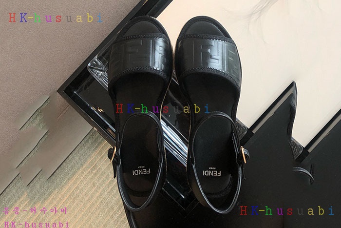 NEW  펜디 신발 신상 FD 642563