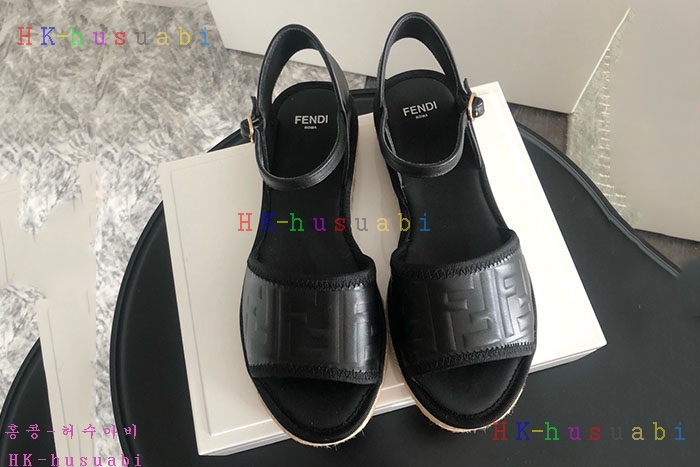 NEW  펜디 신발 신상 FD 642563