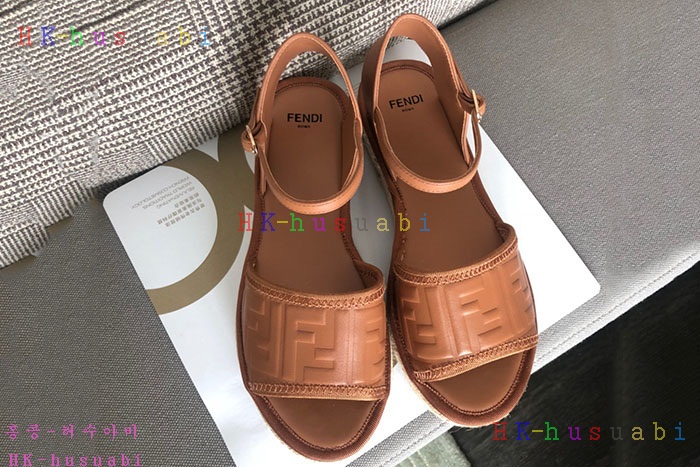 NEW  펜디 신발 신상 FD 642564