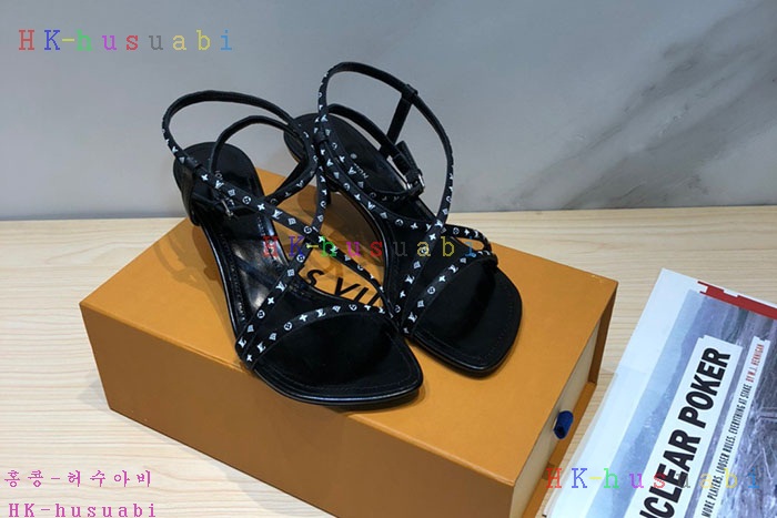 NEW 루이비통 신발 신상 LV 4417223