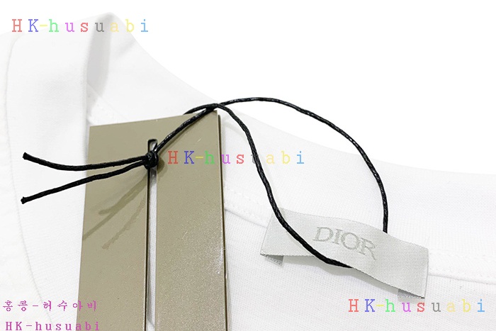 NEW 디올 반팔티 신상 DR 4275581