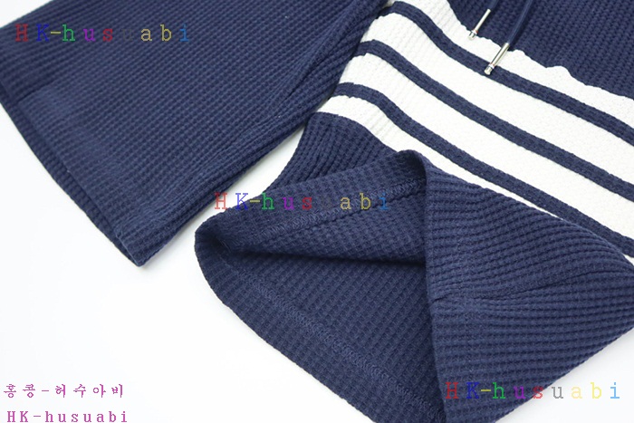NEW 톰브라운 반바지 신상 TB 4276711