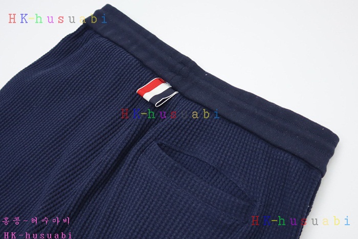 NEW 톰브라운 반바지 신상 TB 4276711