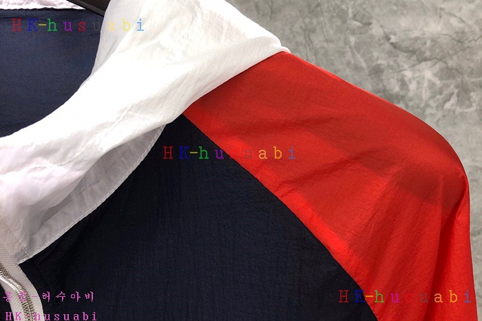 NEW 톰브라운 상의 신상 TB 4276660