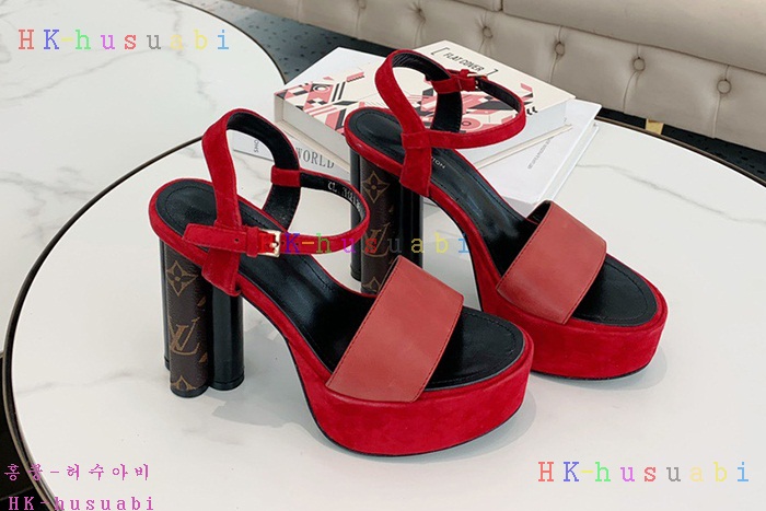 NEW 루이비통 신발 신상 LV 235018