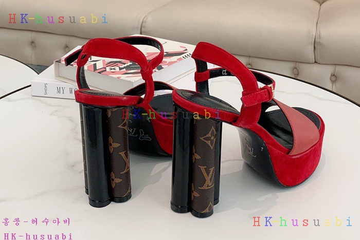 NEW 루이비통 신발 신상 LV 235018