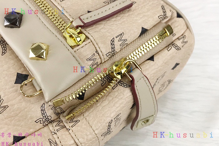 NEW 엠씨엠 백팩 신상 M 4233664