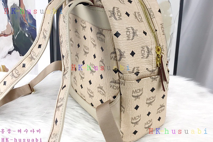 NEW 엠씨엠 백팩 신상 M 4233664