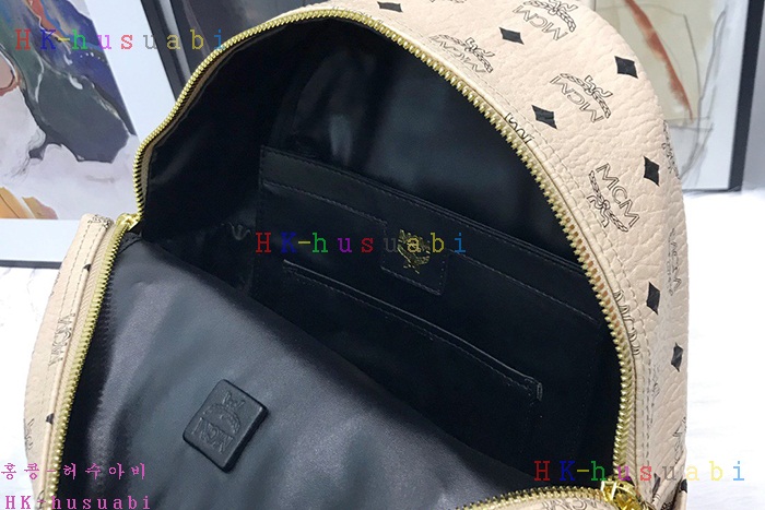 NEW 엠씨엠 백팩 신상 M 4233664