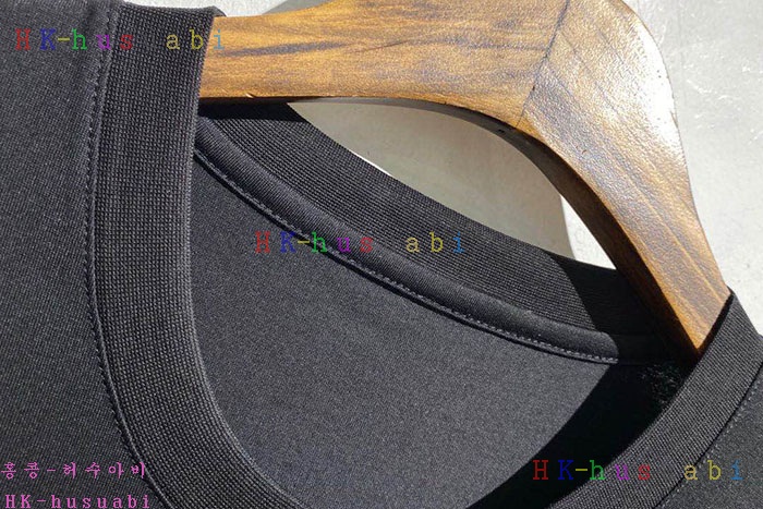 NEW 베르사체 반팔티 신상 V 233511