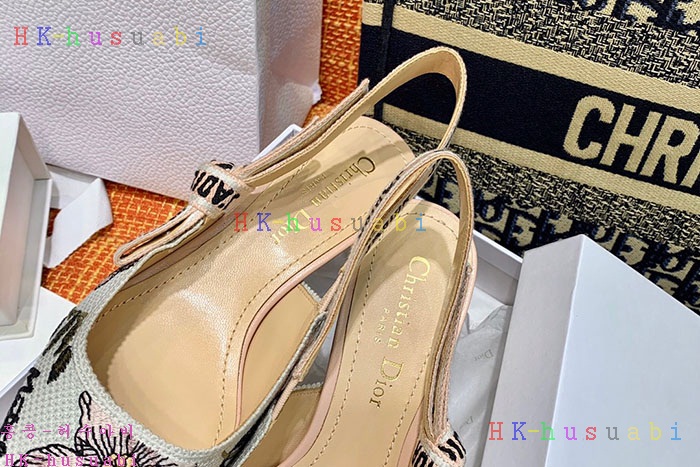 NEW 디올 신발 신상 DR 2341174
