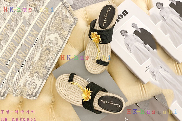 NEW 디올 신발 신상 DR 2341180