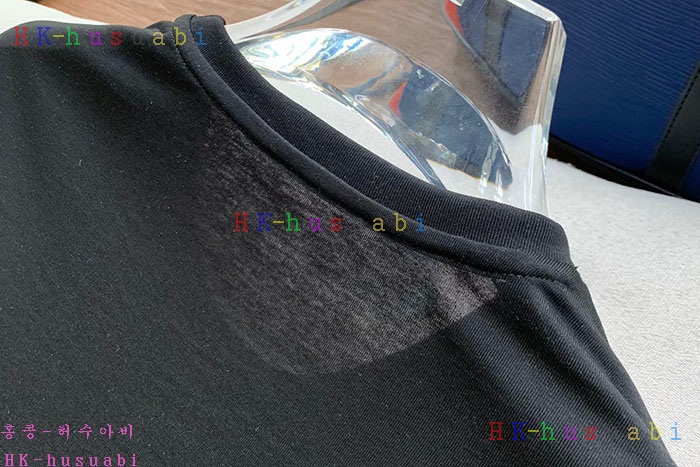 NEW 루이비통 반팔티 신상 LV 254213