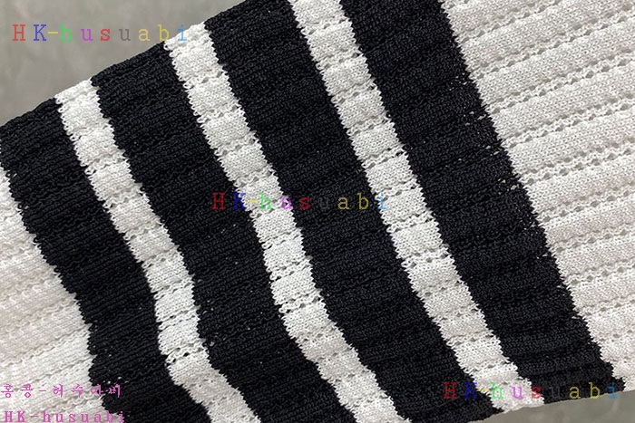 NEW 톰브라운 니트 신상 TB  421789