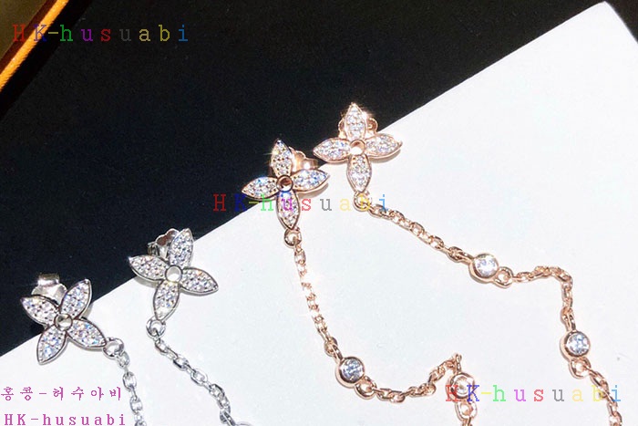 NEW 루이비통 귀걸이 신상 LV 5722114