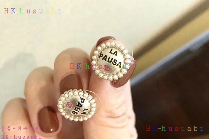 NEW 샤넬 귀걸이 신상 C 557326