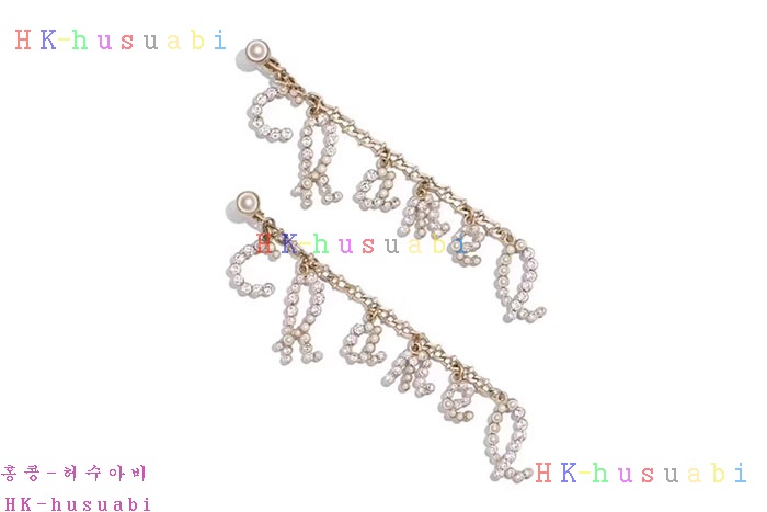 NEW 샤넬 귀걸이 신상 C 557327