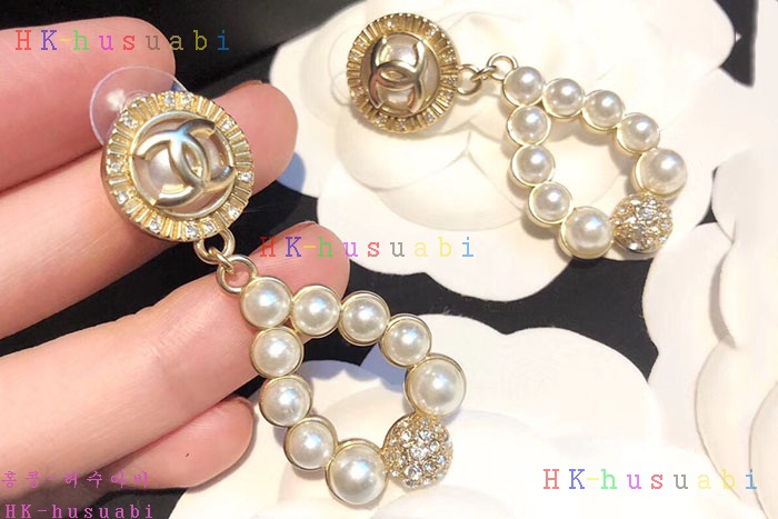 NEW 샤넬 귀걸이 신상 C 557321