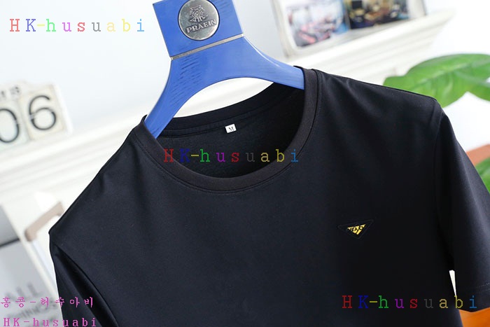 NEW 프라다 반팔티 P 2228509