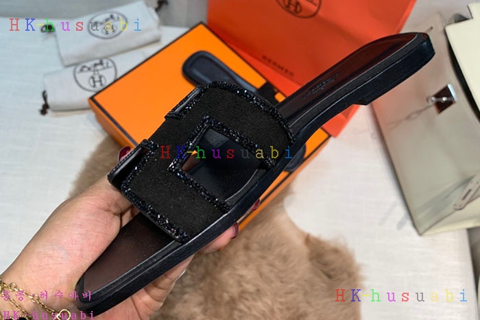NEW 에르메스 여성용 슬리퍼 H555734