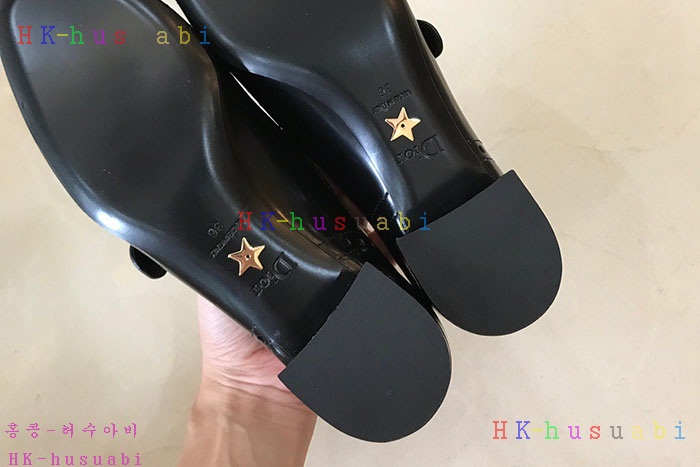 NEW 디올 신발 신상 DR 5822503