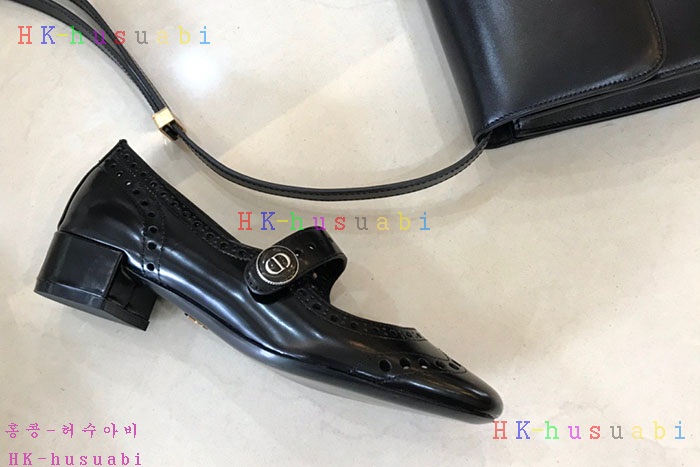 NEW 디올 신발 신상 DR 5822503