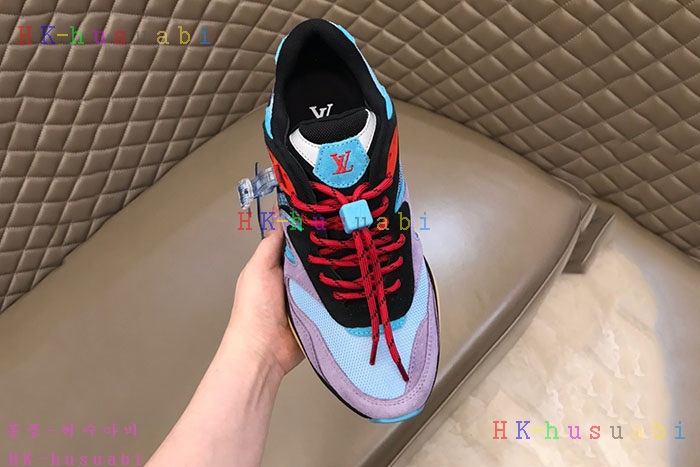 NEW 루이비통 스니커즈 신상 L924221