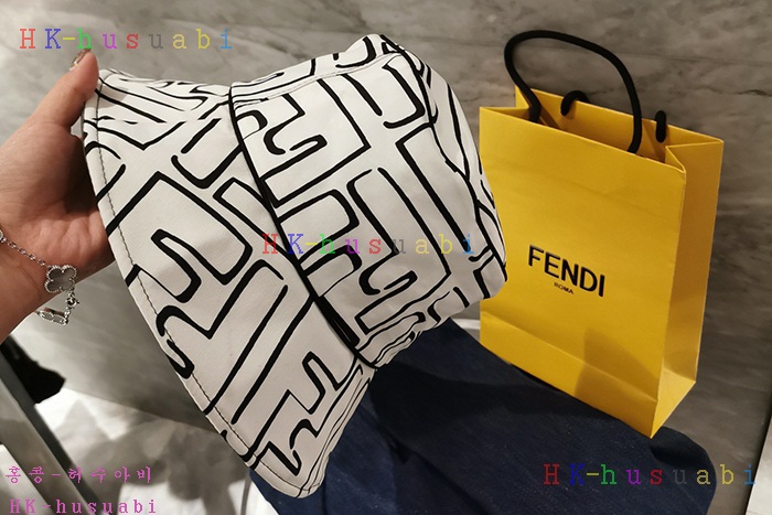 NEW 펜디 모자 신상 FD 787558