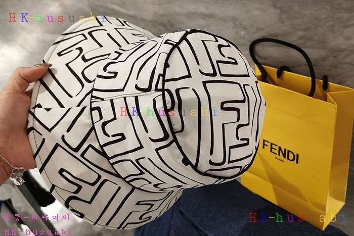 NEW 펜디 모자 신상 FD 787558