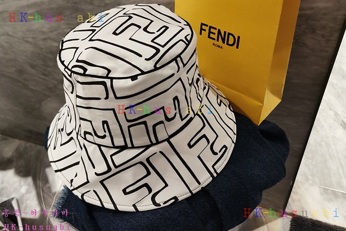 NEW 펜디 모자 신상 FD 787558