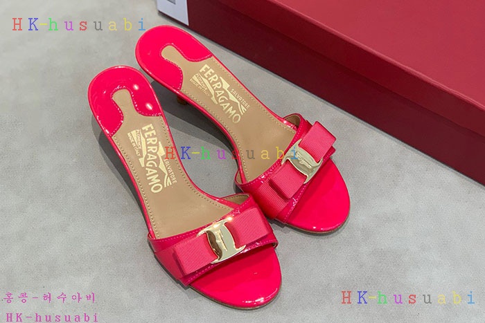 NEW 페라가모 여성 슬리퍼 F 728666
