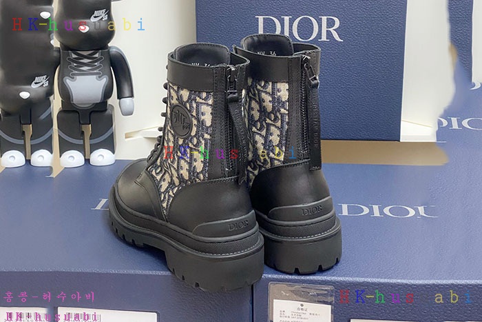 NEW 디올 신상 부츠 DR 427553