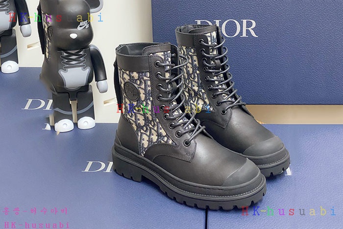 NEW 디올 신상 부츠 DR 427553