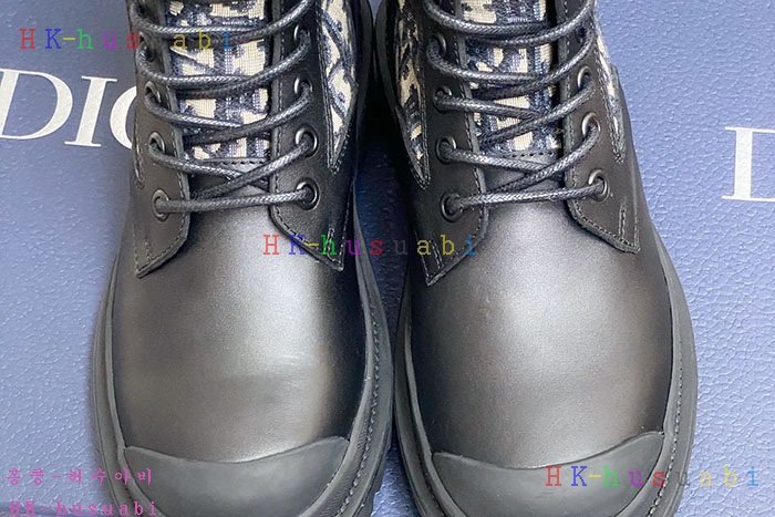 NEW 디올 신상 부츠 DR 427553