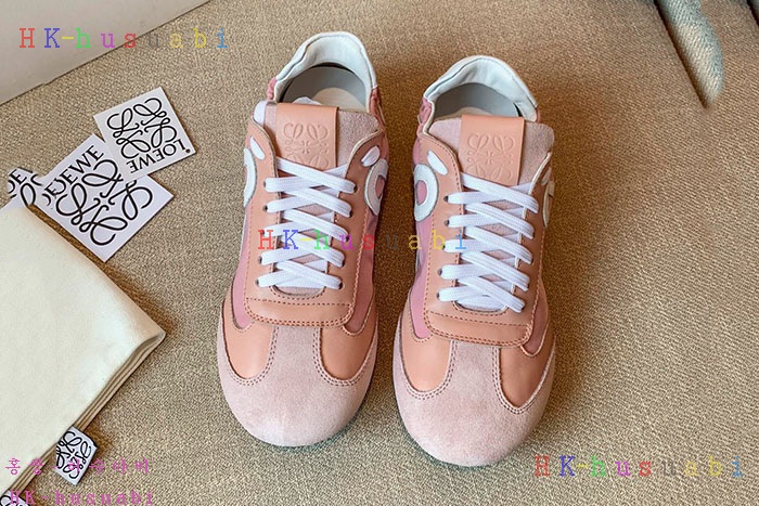 NEW 로에베 남여공용 스니커즈 L825522