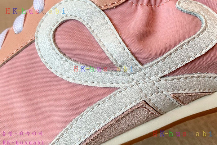 NEW 로에베 남여공용 스니커즈 L825522