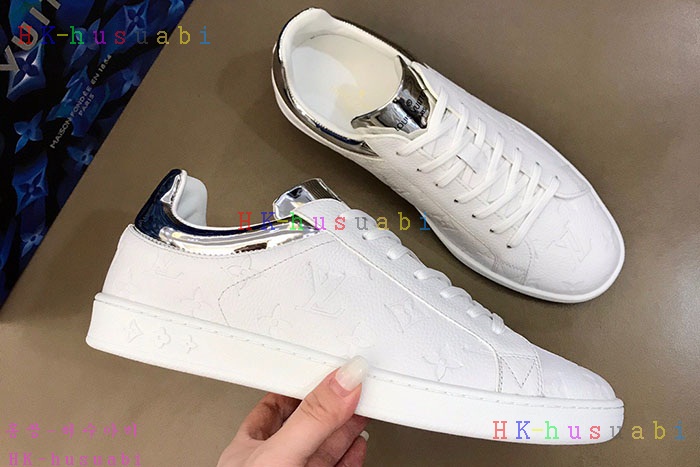 NEW 루이비통 남성용 스니커즈 LV 247774