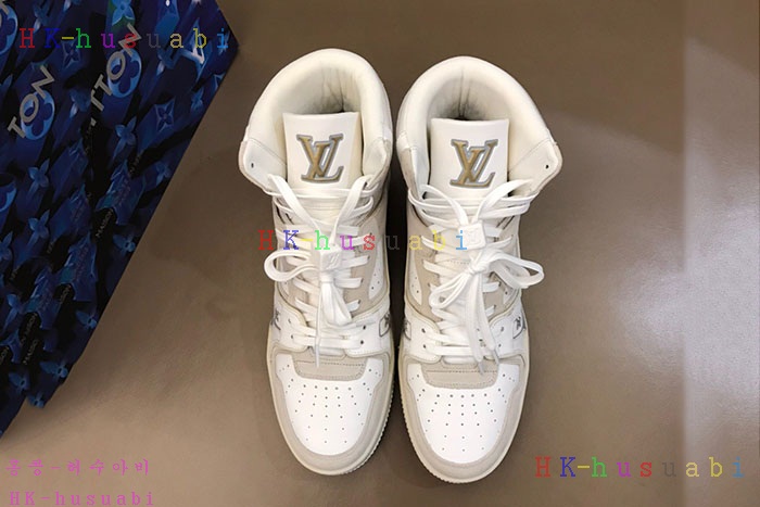 NEW 루이비통 남성용 스니커즈 LV 247777