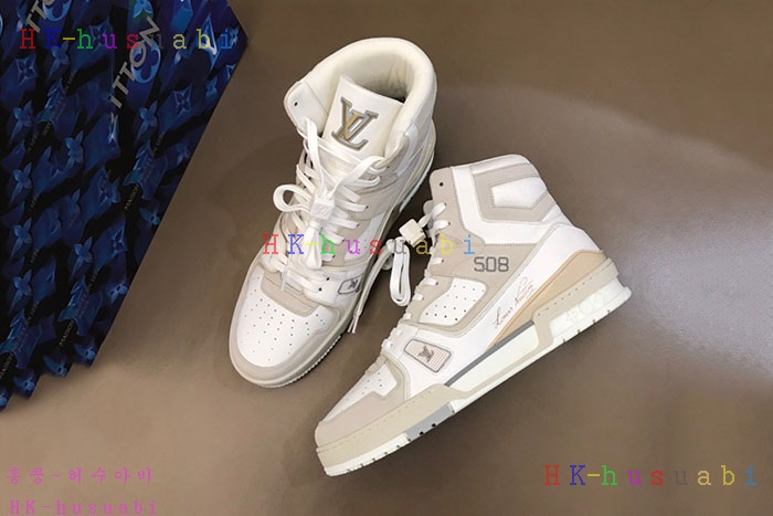 NEW 루이비통 남성용 스니커즈 LV 247777