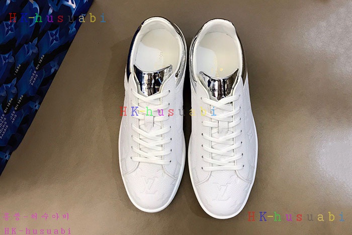 NEW 루이비통 남성용 스니커즈 LV 247774