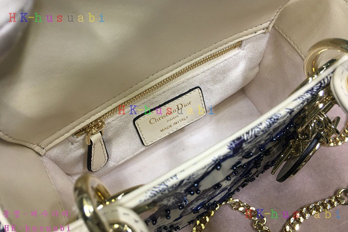 ★미러급★ 디올 레이디백 DR 6411441
