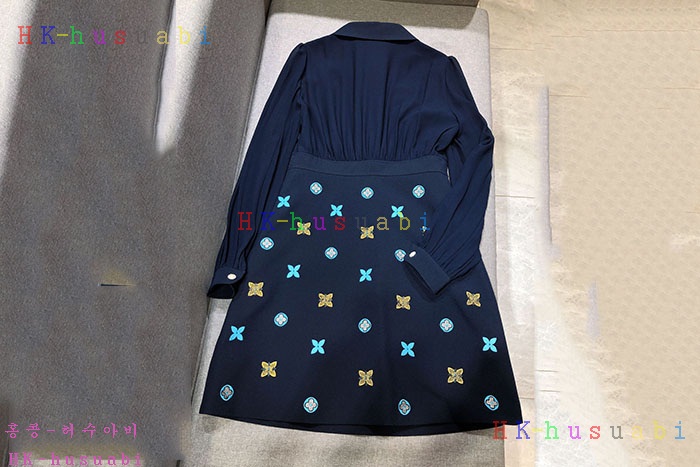 NEW 루이비통 원피스 신상 LV 247753